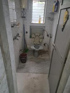 Bathroom Image of 702 Sq.ft 2 BHK Apartment / Flat for rent in Swaraj Homes Narayana Guru Society, Chembur Mumbai for Rs. 38000