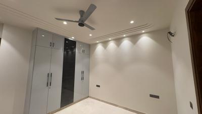 Bedroom Image of 1800 Sq.ft 3 BHK Builder Floor for sale in Paschim Vihar New Delhi for Rs. 38500000