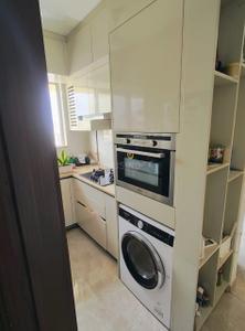 Kitchen Image of 650 Sq.ft 1 BHK Apartment / Flat for sale in Hiranandani Regent Hill A B C D And E Wing, Powai Mumbai for Rs. 19000000