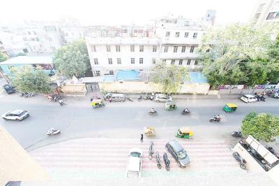 Balcony Image of 1620 Sq.ft 3 BHK Apartment / Flat for sale in Sakar Elegance, Maninagar Ahmedabad for Rs. 13500000