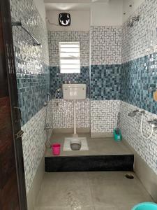 Bathroom Image of 900 Sq.ft 3 BHK Builder Floor for rent in Ghogomali Siliguri for Rs. 12000