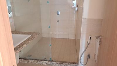 Image of 1700 Sq.ft 3 BHK Apartment / Flat for rent in DLF Express Greens, Manesar, Gurgaon for Rs. 27000