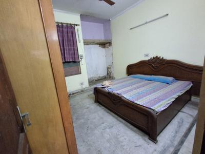 Bedroom Image of 950 Sq.ft 2 BHK Apartment / Flat for sale in Antariksha Apartments, Vikaspuri New Delhi for Rs. 10000000