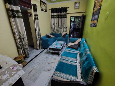 Bedroom Image of 520 Sq.ft 2 BHK Builder Floor for rent in Sector 17 Rohini New Delhi for Rs. 25000