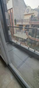 Balcony Image of 850 Sq.ft 2 BHK Builder Floor for sale in Vikaspuri New Delhi for Rs. 14000000