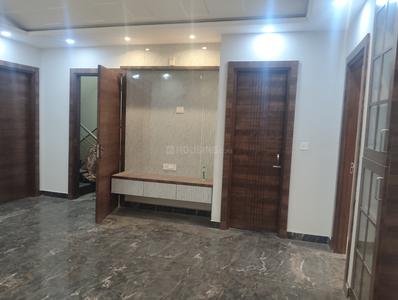 Hall Image of 1202 Sq.ft 3 BHK Builder Floor for rent in Preet Vihar New Delhi for Rs. 38000