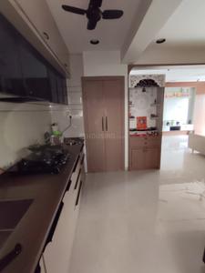 Kitchen Image of 1900 Sq.ft 3 BHK Apartment / Flat for rent in New Maninagar Ahmedabad for Rs. 40000