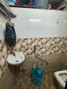 Bathroom Image of 720 Sq.ft 2 BHK Apartment / Flat for sale in Paldi Ahmedabad for Rs. 5500000