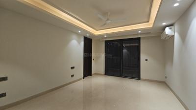 Bedroom Image of 4600 Sq.ft 4 BHK Builder Floor for rent in Safdarjung Enclave New Delhi for Rs. 500000