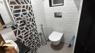 Bathroom Image of 550 Sq.ft 1 BHK Apartment / Flat for rent in Bindra One, Andheri East Mumbai for Rs. 55000