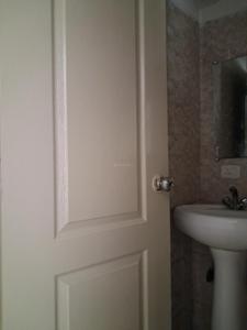 Common Bathroom Image of 985 Sq.ft 2 BHK Apartment / Flat for sale in Paras Seasons, Sector 168 Noida for Rs. 9000000