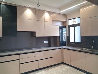 Kitchen Image of 2250 Sq.ft 4 BHK Builder Floor for sale in Paschim Vihar New Delhi for Rs. 46000000