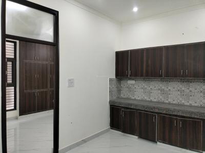 Living Room Image of 750 Sq.ft 2 BHK Apartment / Flat for sale in CI Golf City, Kambakshpur Noida for Rs. 3083100