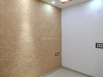 Bedroom Image of 650 Sq.ft 2 BHK Builder Floor for sale in Sector 8 Dwarka New Delhi for Rs. 9500000