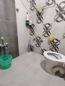 Bathroom Image of 1800 Sq.ft 3 BHK Apartment / Flat for sale in Science City Ahmedabad for Rs. 11500000