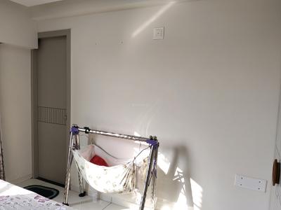 Bedroom Image of 1600 Sq.ft 3 BHK Apartment / Flat for sale in Shivanta, Bhadaj Ahmedabad for Rs. 9700000