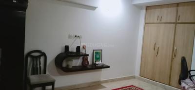 Bedroom Image of 800 Sq.ft 2 BHK Apartment / Flat for rent in Patparganj New Delhi for Rs. 30000