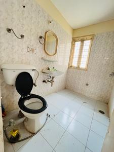 Bathroom Image of 1100 Sq.ft 2 BHK Apartment / Flat for sale in Kendriya Vihar, Sector 56 Gurgaon for Rs. 17500000