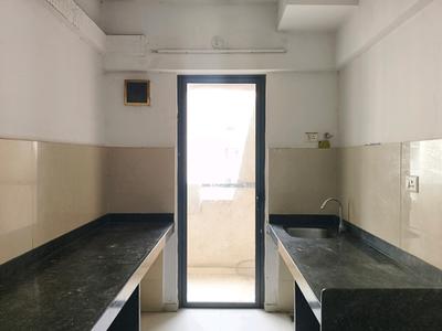 Kitchen Image of 927 Sq.ft 2 BHK Apartment / Flat for rent in Lodha Palava Downtown, Palava Phase 2 Thane for Rs. 14500