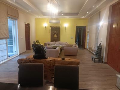 Hall Image of 9000 Sq.ft 4 BHK Farm House for sale in Sector 79 Gurgaon for Rs. 25000000