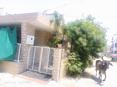 Image of 1050 Sq.ft 2 BHK Duplex for rent in Sanand, Ahmedabad for Rs. 30000