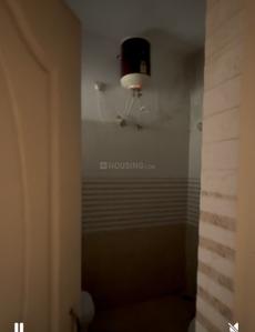 Bathroom Image of 631 Sq.ft 1 BHK Builder Floor for rent in SBP City Of Dreams 2, Sector 116 Mohali for Rs. 13000