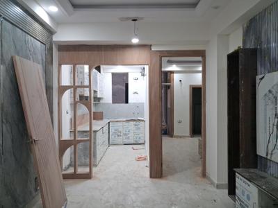 Living Room Image of 1050 Sq.ft 2 BHK Apartment / Flat for sale in Sector 73 Noida for Rs. 3800000