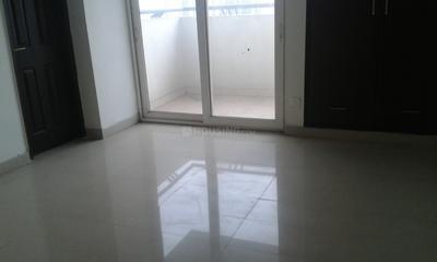 Bedroom Image of 2200 Sq.ft 4 BHK Apartment / Flat for sale in Ramprastha Pearl Court, Vaishali Ghaziabad for Rs. 32500000