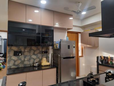Kitchen Image of 2176 Sq.ft 3 BHK Apartment / Flat for rent in Indraprasth Greens, Shyamal Ahmedabad for Rs. 75000
