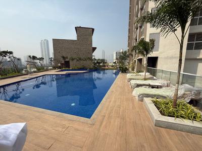 Image of 1150 Sq.ft 3 BHK Apartment / Flat for sale in Runwal Nirvana Part I, Parel, Mumbai for Rs. 56000000
