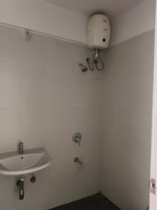 Common Bathroom Image of 1098 Sq.ft 2.5 BHK Apartment / Flat for sale in Lodha Casa Rio, Palava Phase 1 Thane for Rs. 7000000