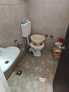 Bathroom Image of 600 Sq.ft 2 BHK Apartment / Flat for sale in Jhatakia Tirth Casitas, Vishala Ahmedabad for Rs. 5000000