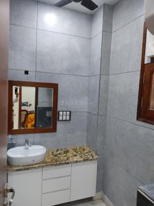 Bathroom Image of 3200 Sq.ft 4 BHK Builder Floor for rent in Sector 15A Noida for Rs. 200000