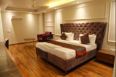 Bedroom Image of 10000 Sq.ft 12 BHK Builder Floor for rent in HUDA Plot Sector 42, Sector 42 Gurgaon for Rs. 800000