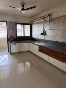Kitchen Image of 3900 Sq.ft 4 BHK Apartment / Flat for rent in Shivalik Paradise, Ambawadi Ahmedabad for Rs. 95000