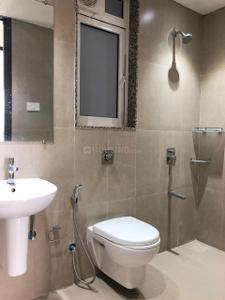 Bathroom Image of 925 Sq.ft 2 BHK Apartment / Flat for sale in Runwal Forest Tower 1 To 4, Kanjurmarg West Mumbai for Rs. 17000000