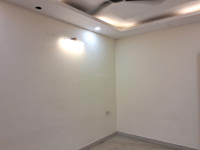 Bedroom Image of 2250 Sq.ft 4 BHK Builder Floor for rent in Paschim Vihar New Delhi for Rs. 47000