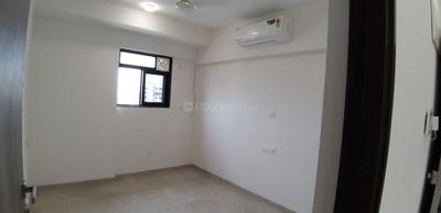 Image of 825 Sq.ft 2 BHK Apartment / Flat for sale in Andheri West, Mumbai for Rs. 26000000