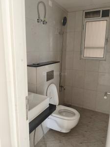 Bathroom Image of 579 Sq.ft 2 BHK Apartment / Flat for rent in Godrej Park Greens, Mamurdi Pune for Rs. 20000