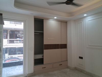 Bedroom Image of 1350 Sq.ft 3 BHK Builder Floor for sale in Paschim Vihar New Delhi for Rs. 26500000