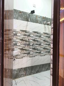 Common Bathroom Image of 1200 Sq.ft 3 BHK Builder Floor for sale in Govindpuram Ghaziabad for Rs. 4565000