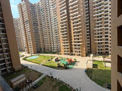 Balcony Image of 1699 Sq.ft 3 BHK Apartment / Flat for sale in Amrapali Crystal Homes Phase 1, Sector 76 Noida for Rs. 22000000