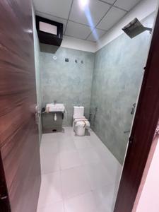 Bathroom Image of 3800 Sq.ft 5 BHK Villa for sale in Mansarovar Jaipur for Rs. 23100000
