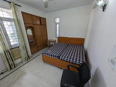 Hall Image of 1650 Sq.ft 3 BHK Apartment / Flat for sale in Sujjan Vihar, Sector 43 Gurgaon for Rs. 25000000