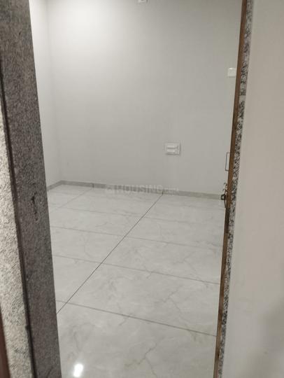 Laxmi Nagar Bedroom 1