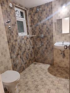 Bathroom Image of 800 Sq.ft 2 BHK Apartment / Flat for sale in Ramky One North, Yelahanka Bengaluru for Rs. 8200000
