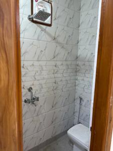 Image of 585 Sq.ft 2 BHK Builder Floor for sale in Laxmi Nagar, New Delhi for Rs. 5950000