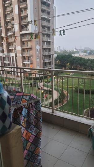 Emaar Palm Gardens Main Image 1