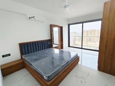 Bedroom Image of 2650 Sq.ft 4 BHK Apartment / Flat for rent in Swagat Agacia, Sargasan Gandhinagar for Rs. 50000