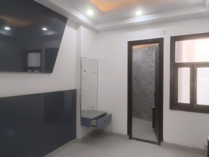 Raman Luxury Apartment Main Image 1